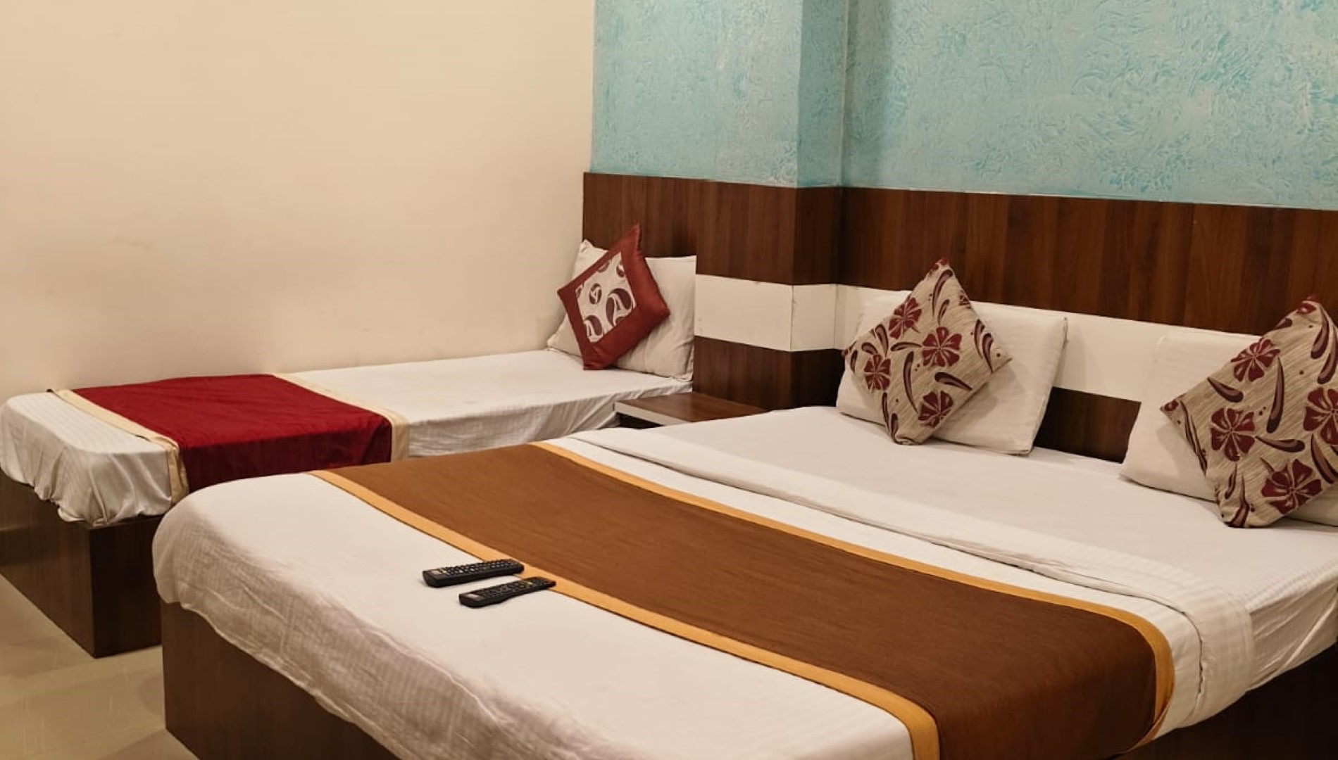 Hotel AA Grand Pictures